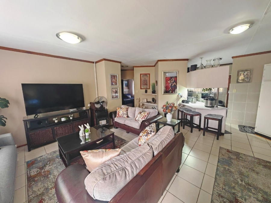 2 Bedroom Property for Sale in Pellissier Free State